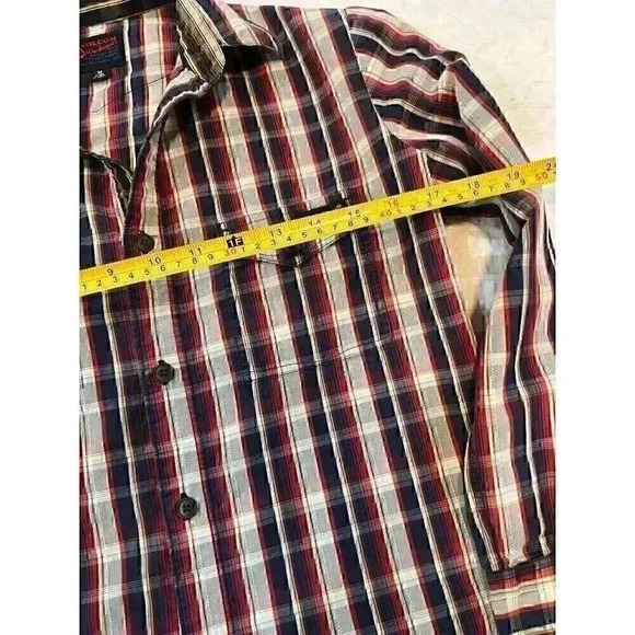 Boys Volcom plaid button up size medium - Picture 6 of 6